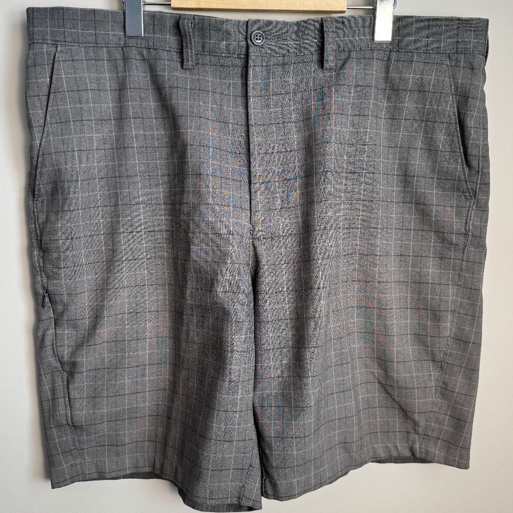 Haggar Men's 36 Casual Chino Dress Shorts Grey Check Golf Preppy Cruise Resort